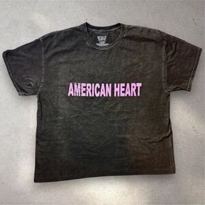 Benson Boone American Heart Tour T-Shirt Mens XL Charcoal Mineral Wash Pink Star